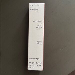 OHII  Lip Smudge in Cream color Scorpio